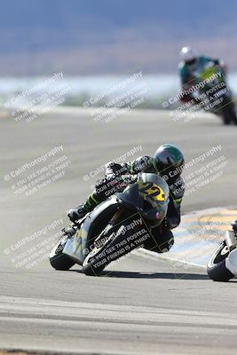 media/Dec-08-2024-CVMA (Sun) [[267e5a7075]]/Race 4-Amateur Supersport Middleweight/